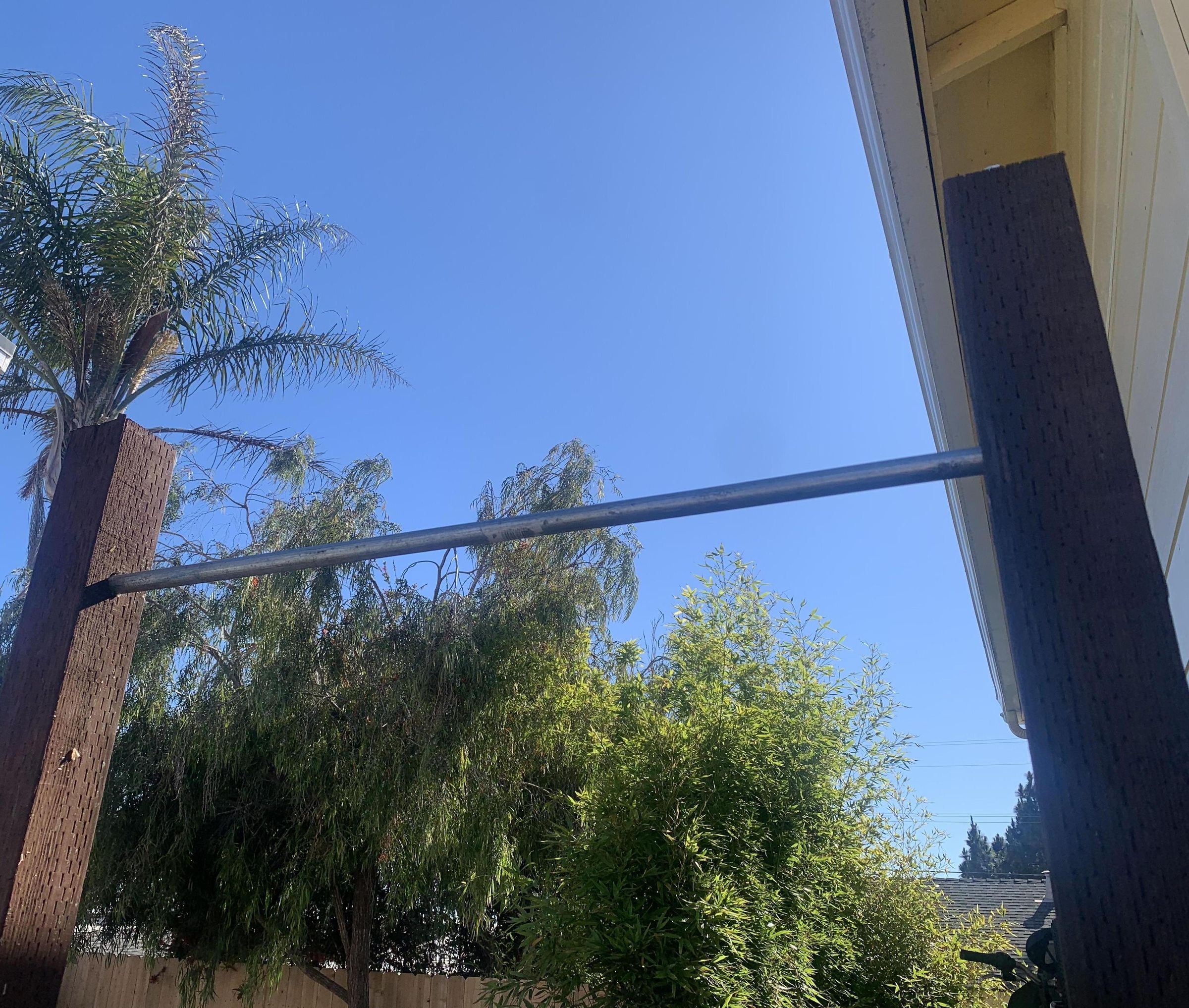 Outdoor Pullup Bar