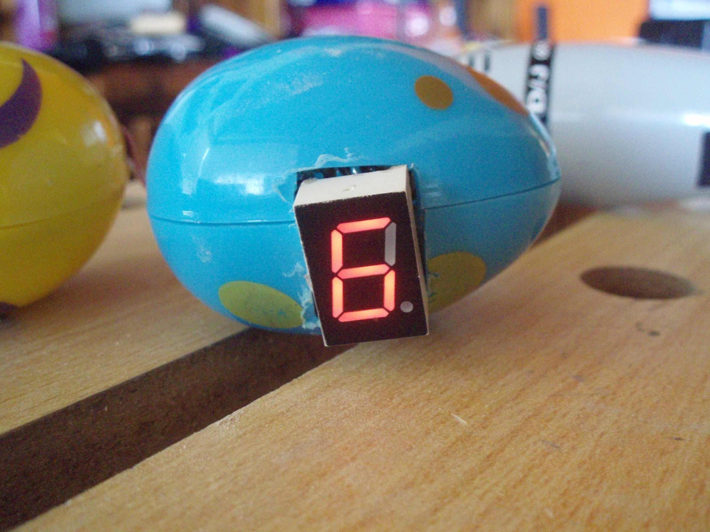 The Amazing EGGCLOCK 9 Steps Instructables