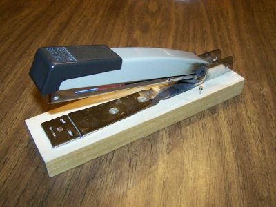 Long Reach Stapler -- Make Your Own : 9 Steps - Instructables