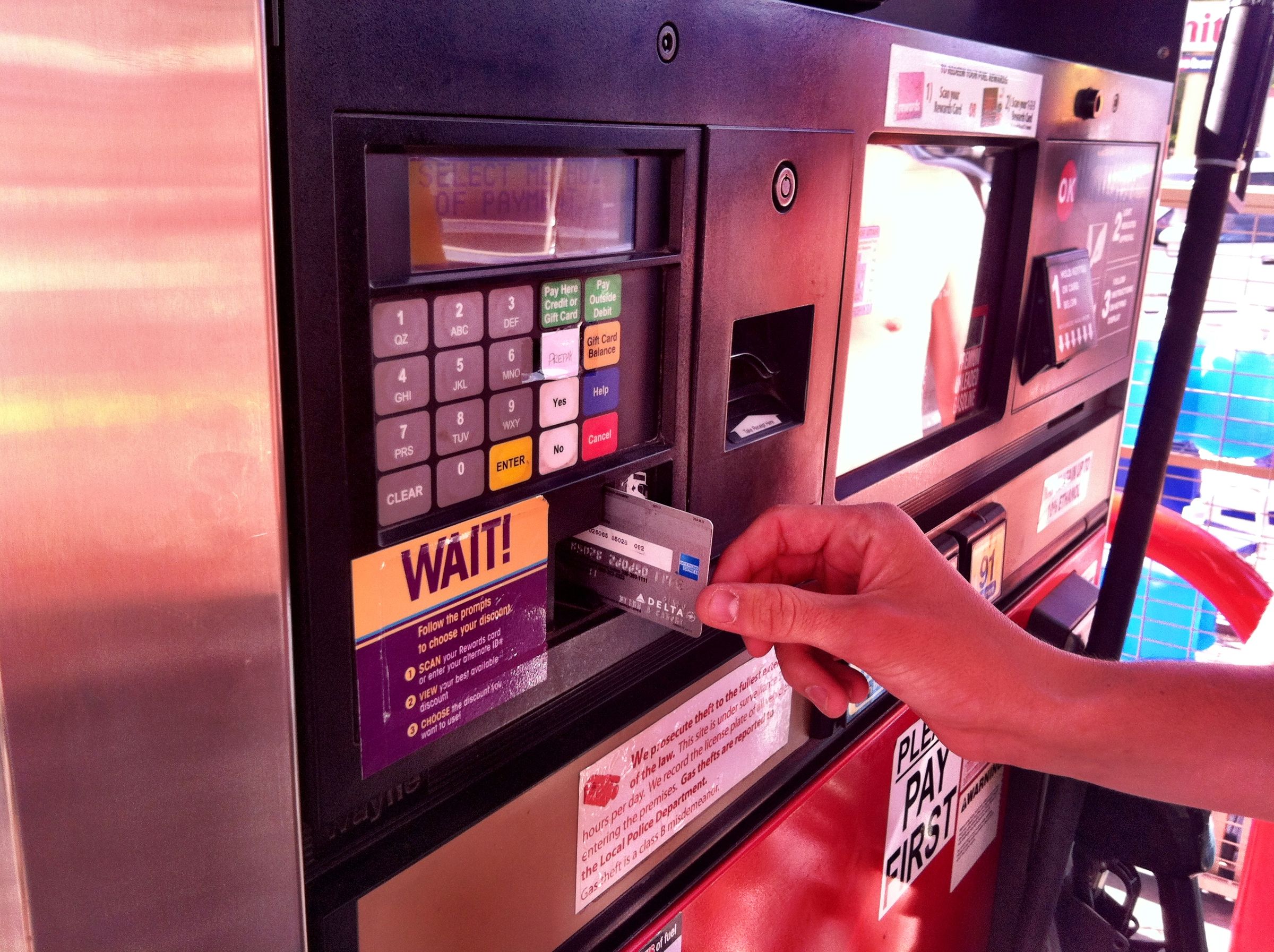 How to Operate a Gas Pump at Smith's Fuel Center 10 Steps Instructables