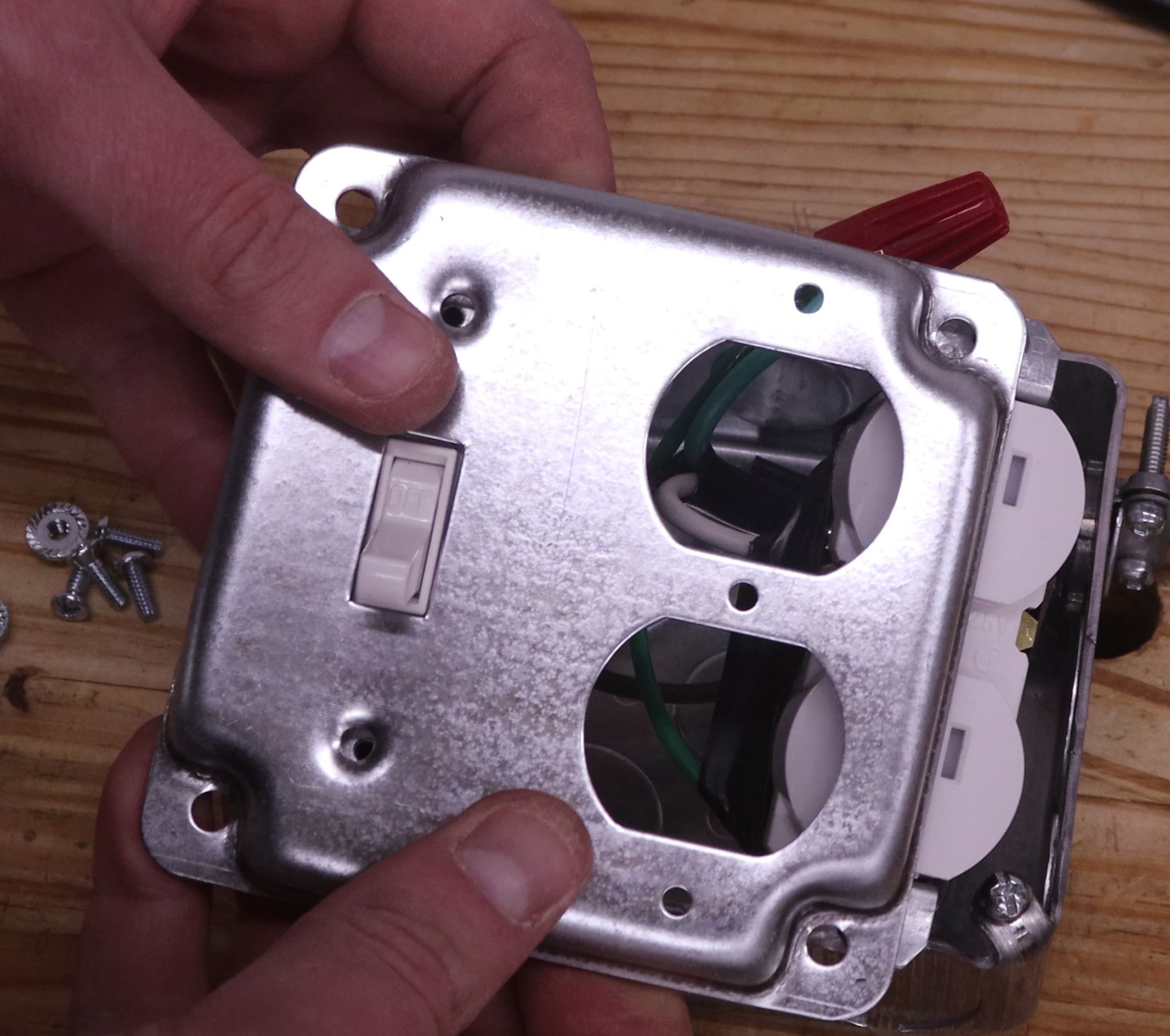 DIY Portable Switched Power Outlet With Extension Cord : 8 Steps (with ...