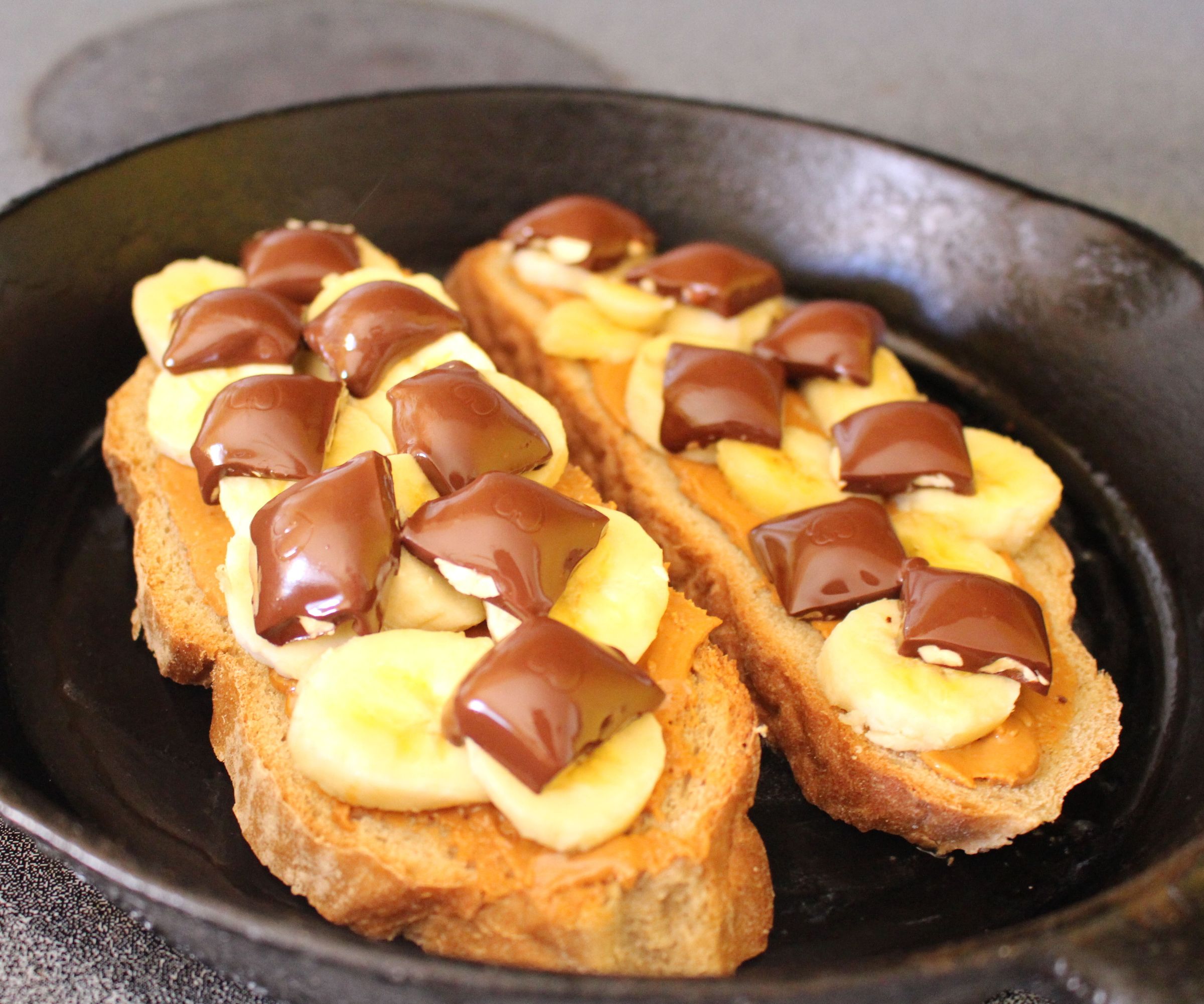 Peanut Butter Banana Chocolate Sandwiches