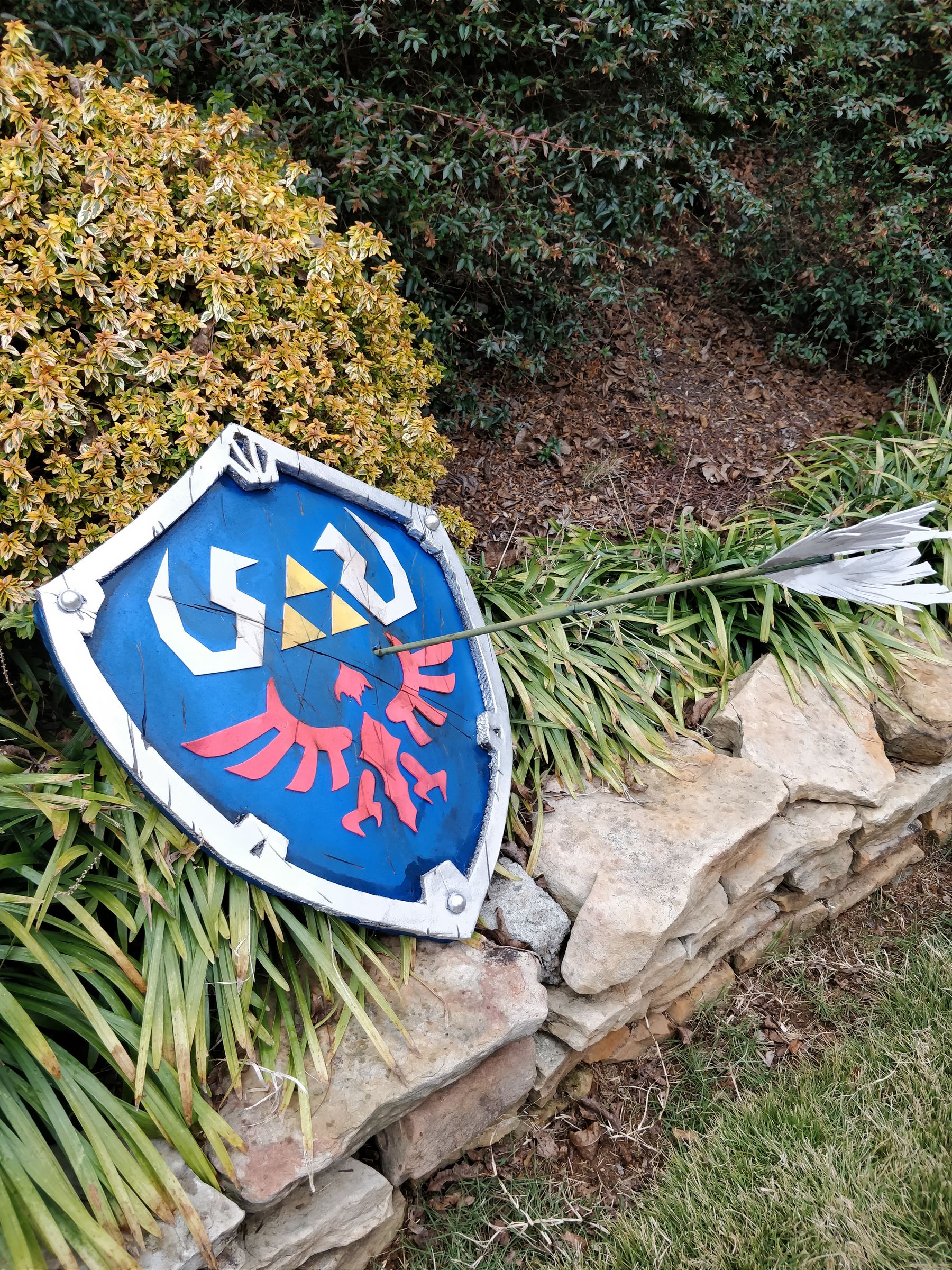 Legend of Zelda Hylian Shield 