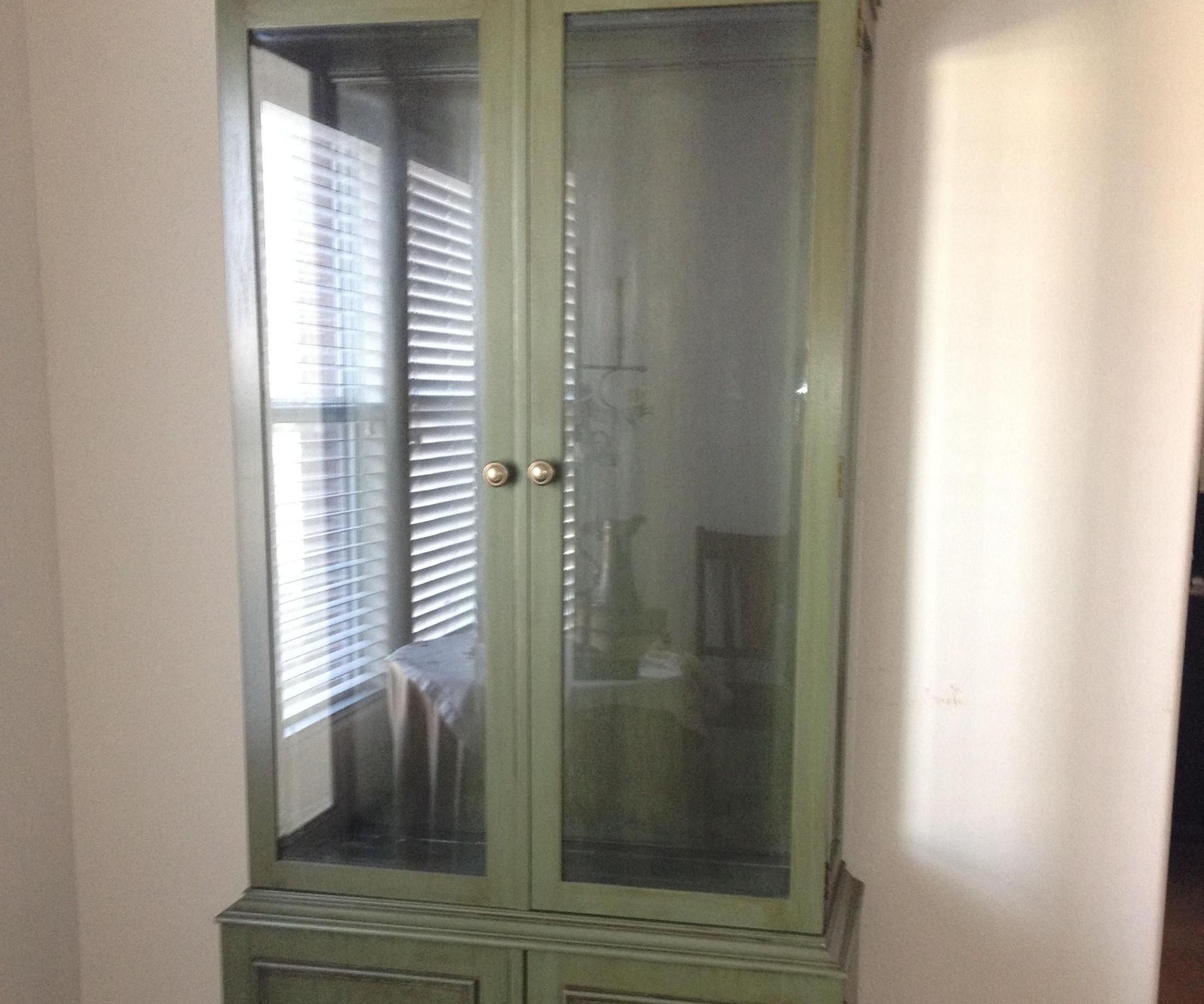 DIY How to Update and Refinish a China Cabinet