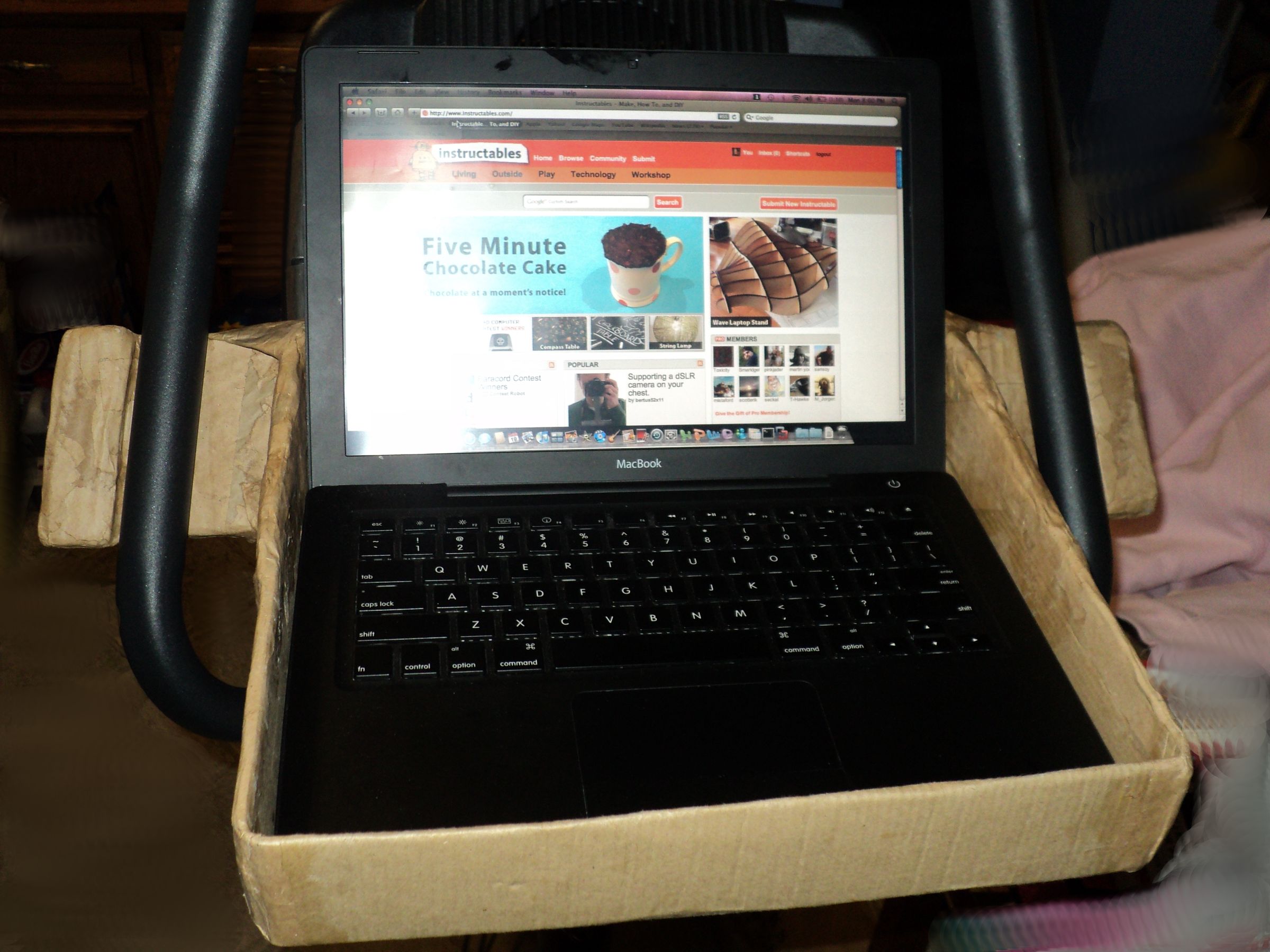 Cardboard Exercise Bike Laptop Stand 8 Steps (with Pictures