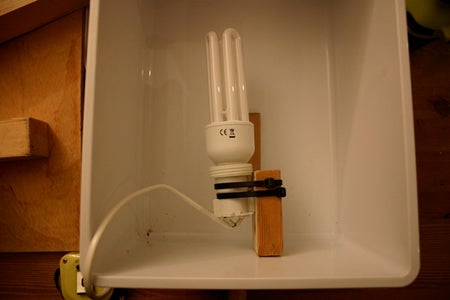 Mounting the Lamp