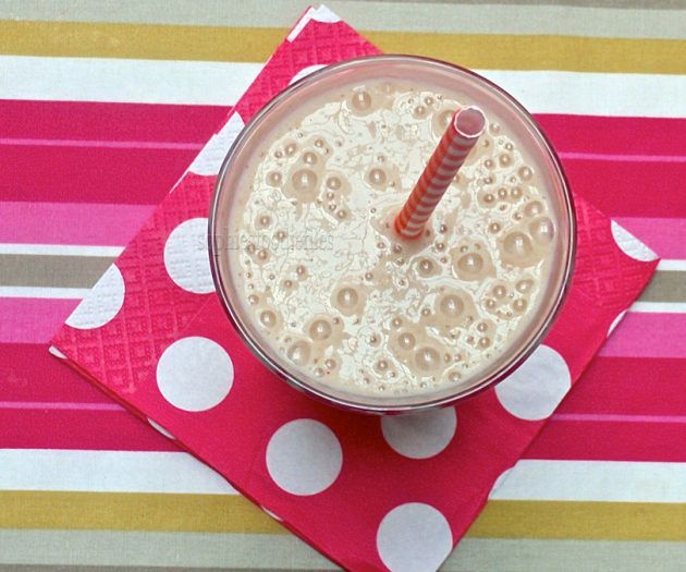 Fruity Granola Smoothy