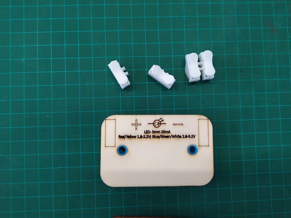 Assembly of the Tiles – Reproduction of the Example Tile: