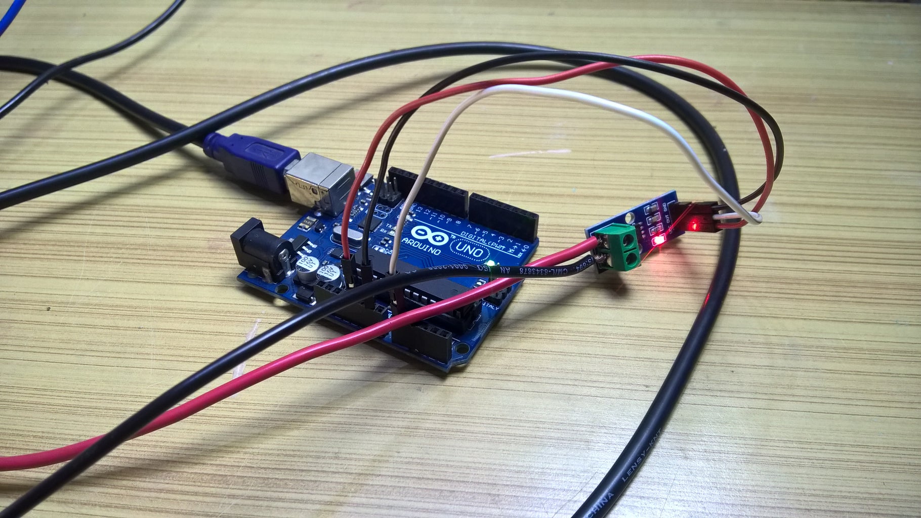 Measure Current and Voltage Using a Microcontroller || Voltage Divider ...