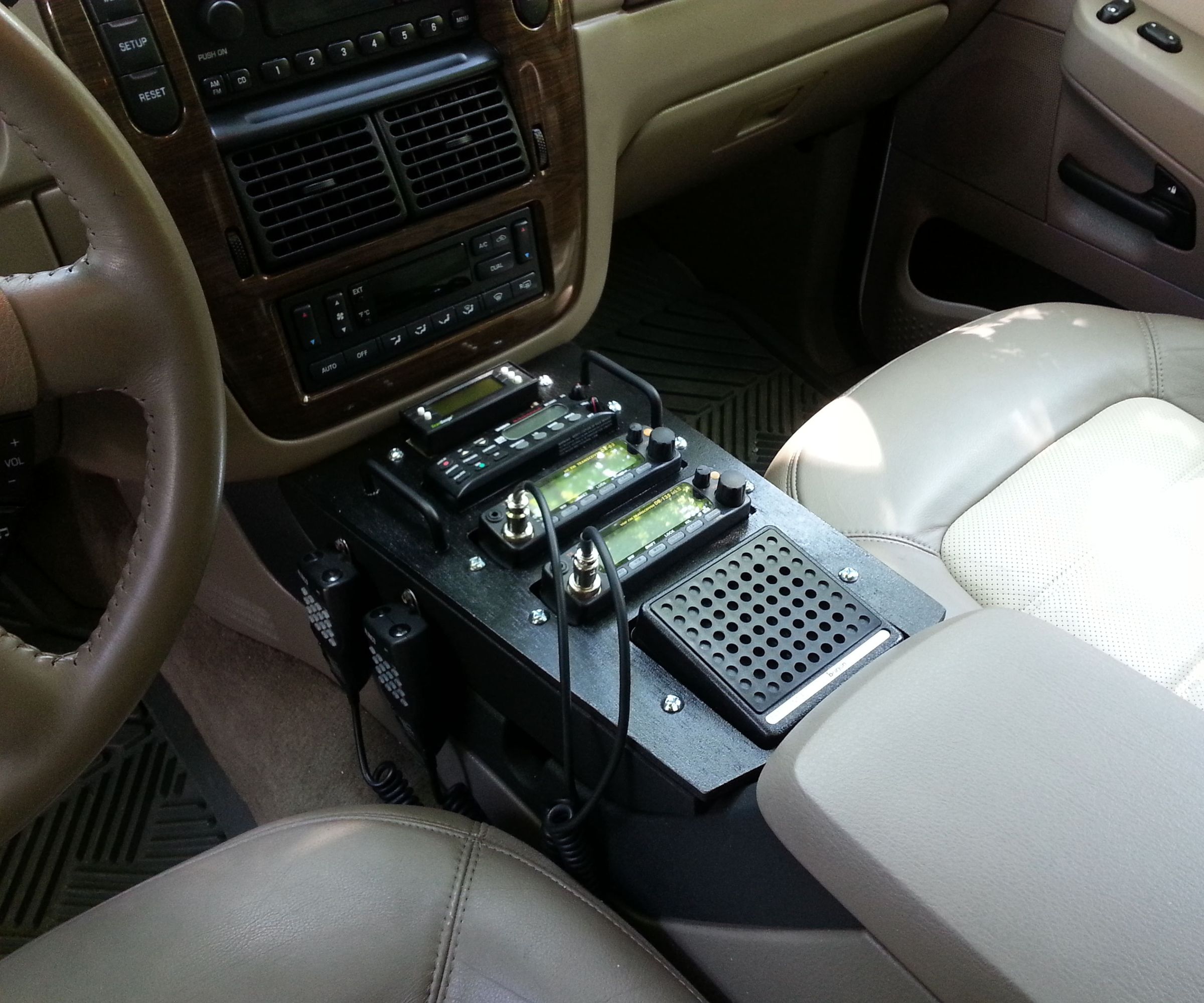 Ford Explorer Ham Radio/Scanner Installation