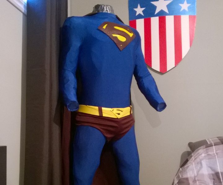 Superman Returns Display Suit