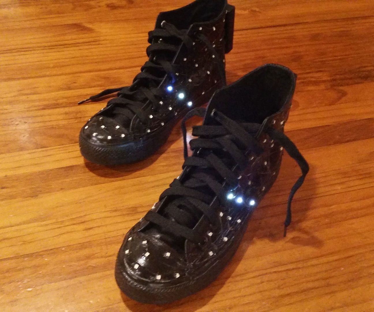 Interactive LED Shoes - Arduino