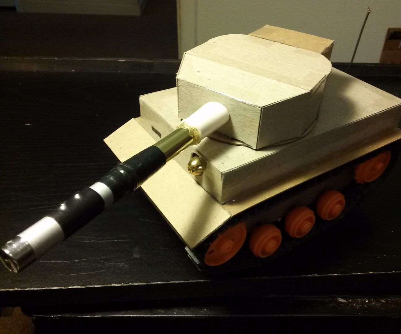 RC Car to RC Tank Conversion With Arduino