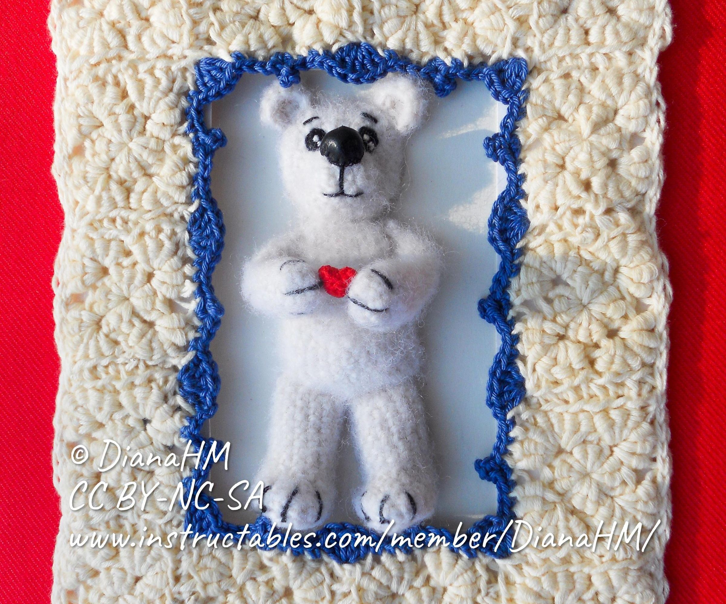 3D Crochet Greeting Card „Hearty Teddy Bear”