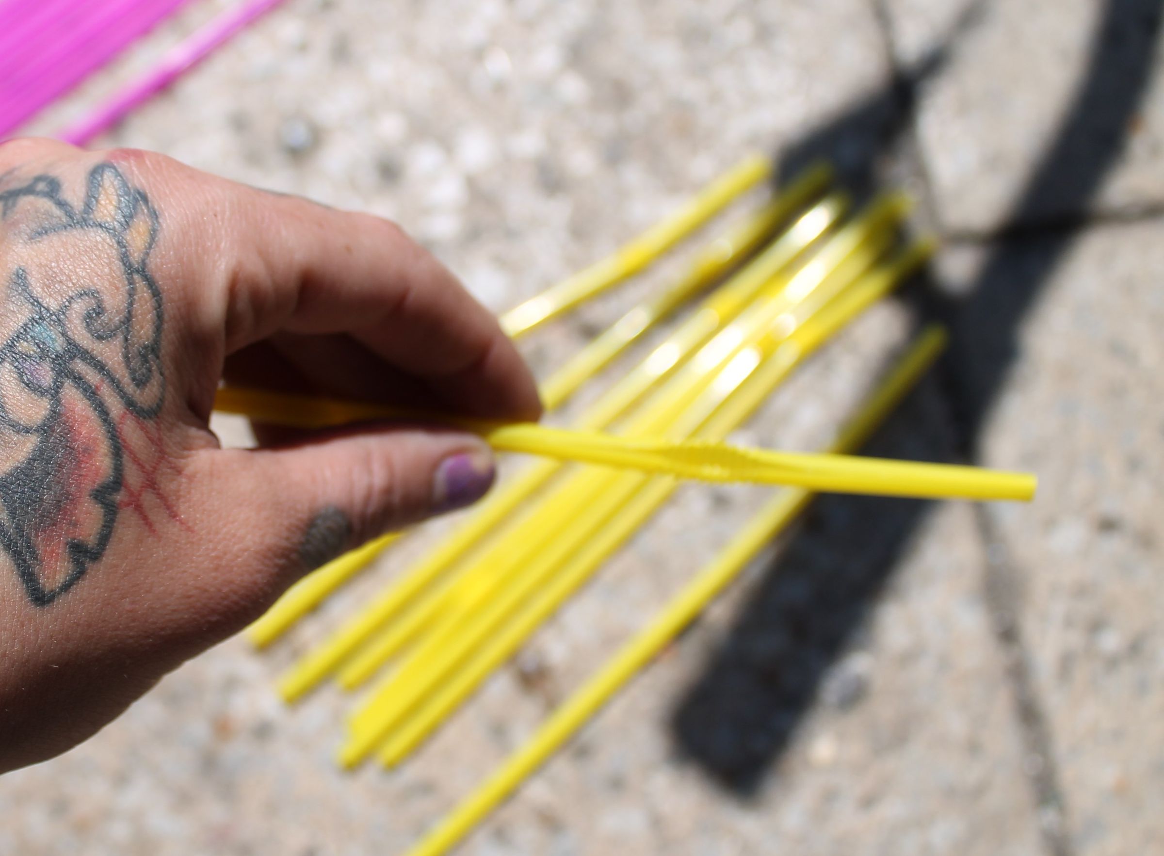 Bicycle Wheel Spoke Art With Drinking Straws. 6 Steps (with Pictures