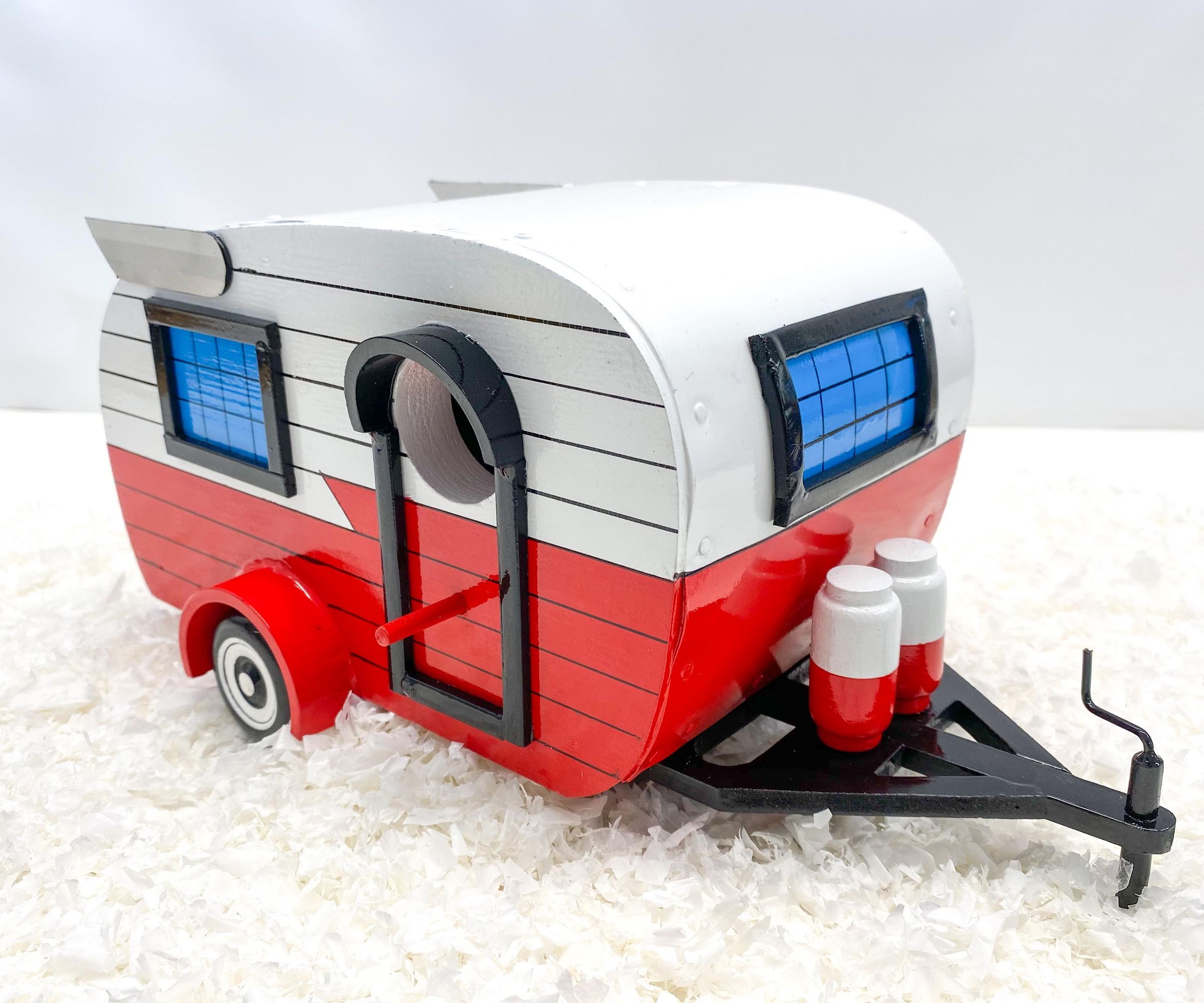 Vintage Camper Birdhouse 
