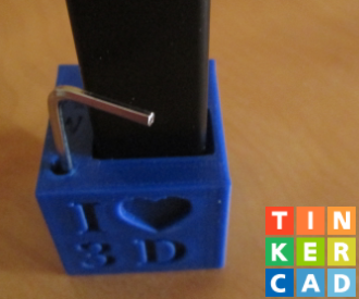 Easy Desktop Item Holder Made With TinkerCAD