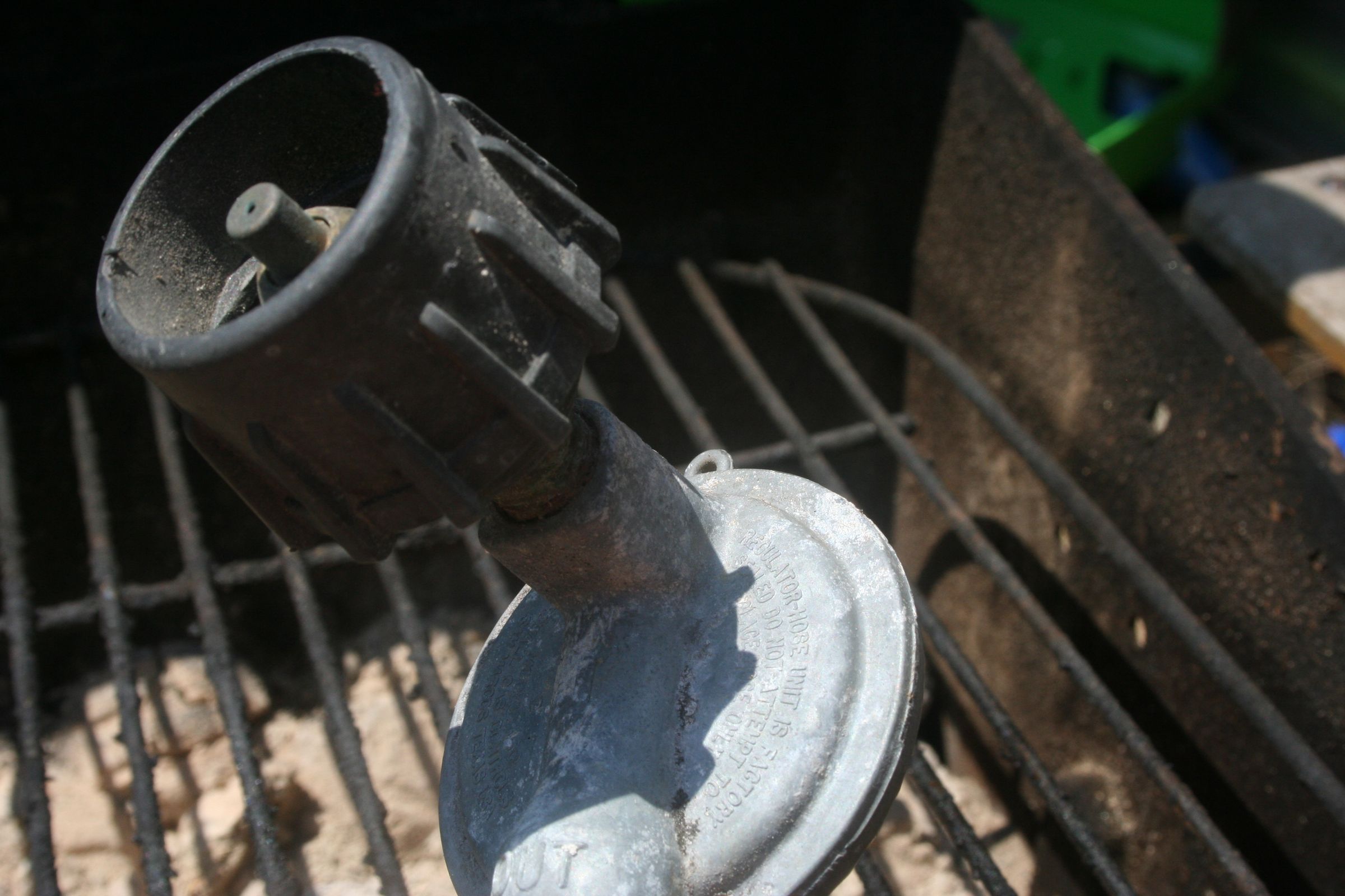 Turn Gas Grill Into Charcoal Grill 7 Steps Instructables
