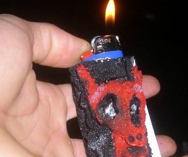 ROLL LITe...lighter Case With Rolling Papers