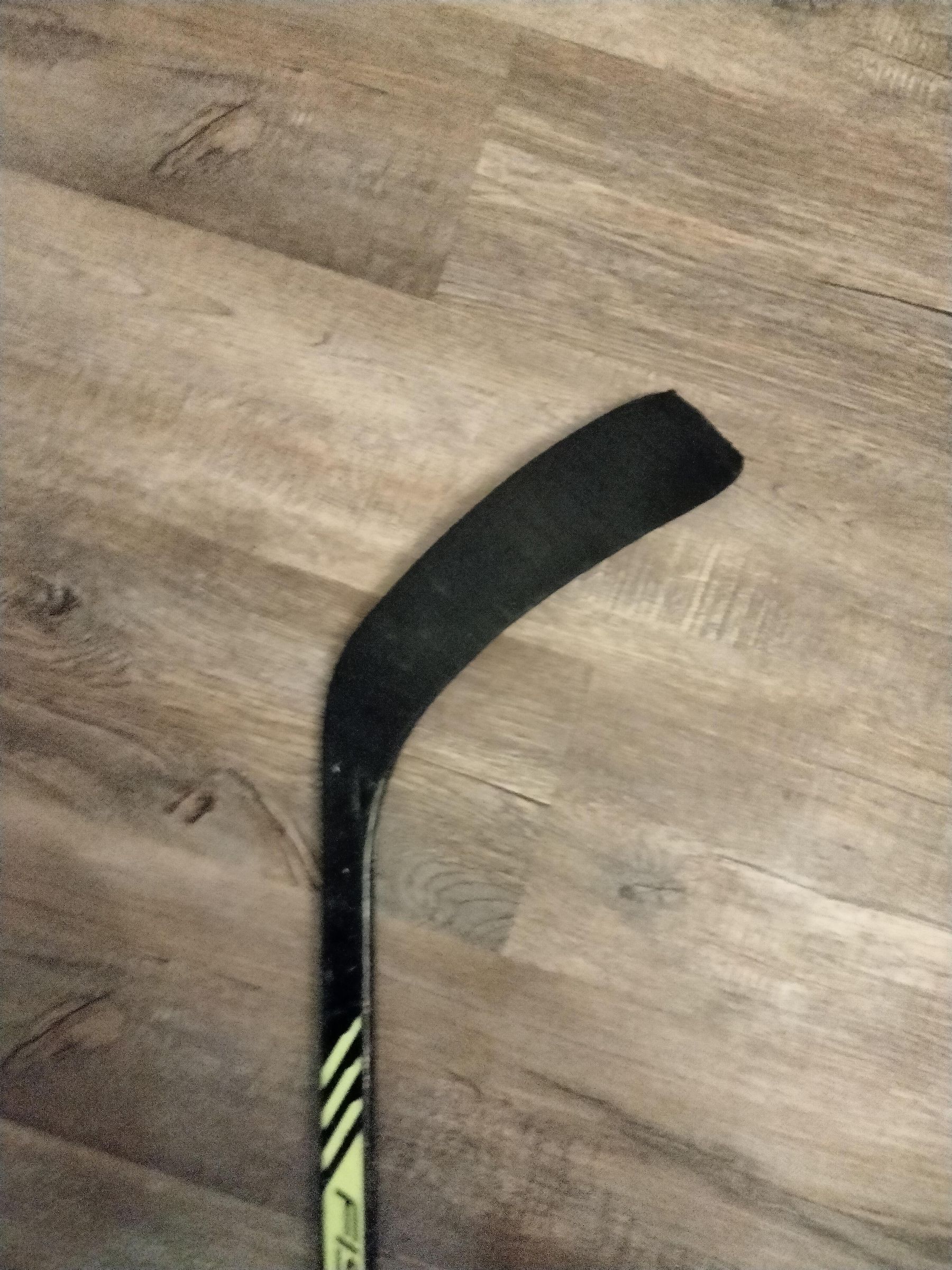 Heel to Toe Hockey Stick Taping Tutorial 4 Steps Instructables