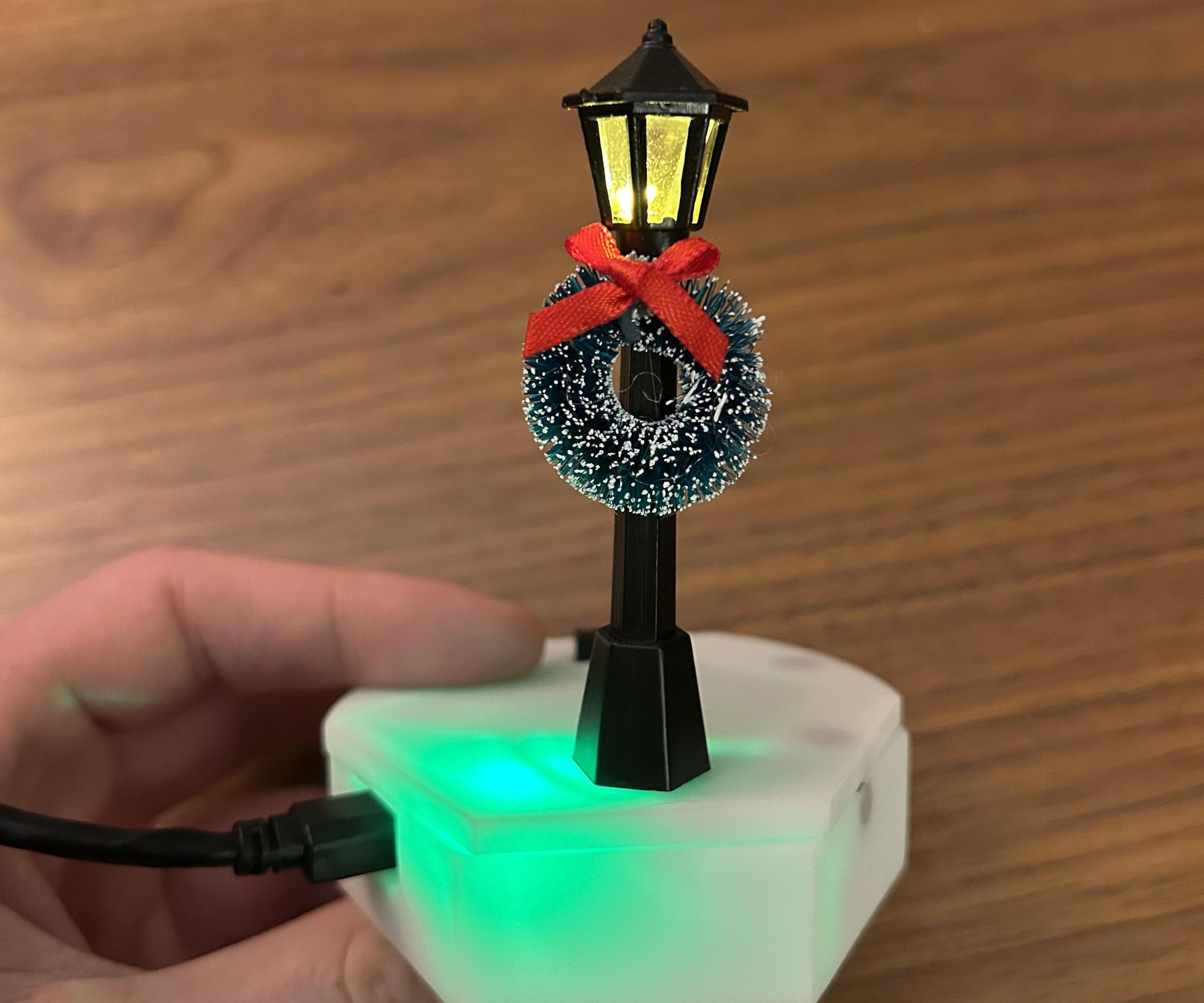 Flickering Christmas Village Lamp Post V2.0