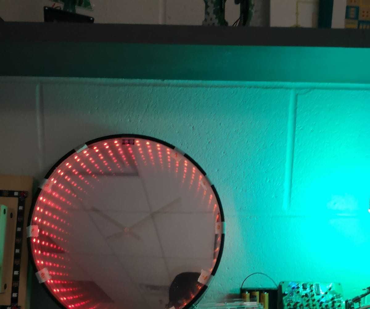 Infinity Mirror Clock With Potentiometers