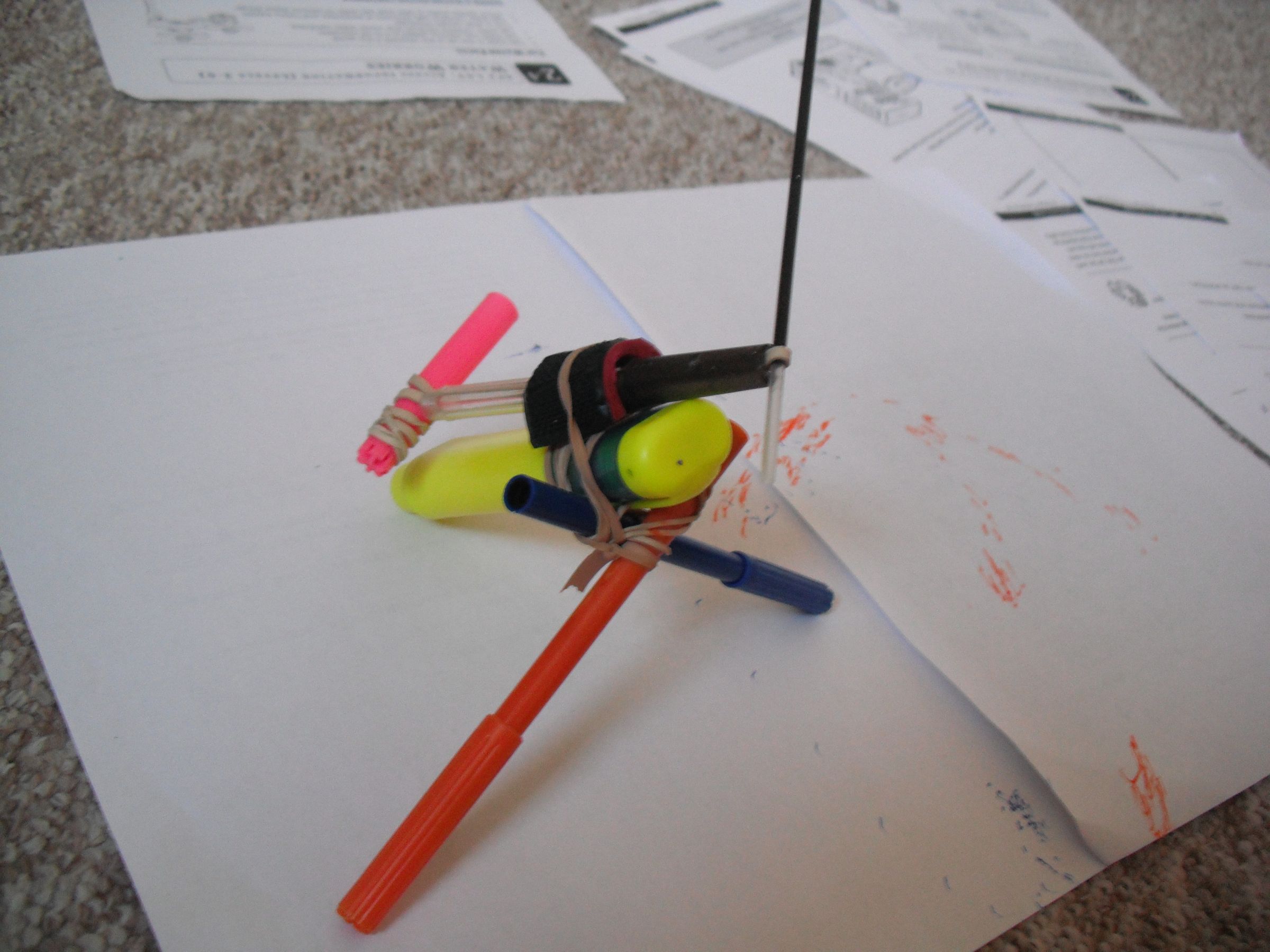 Pen & Elastic Band Squiggle-bot