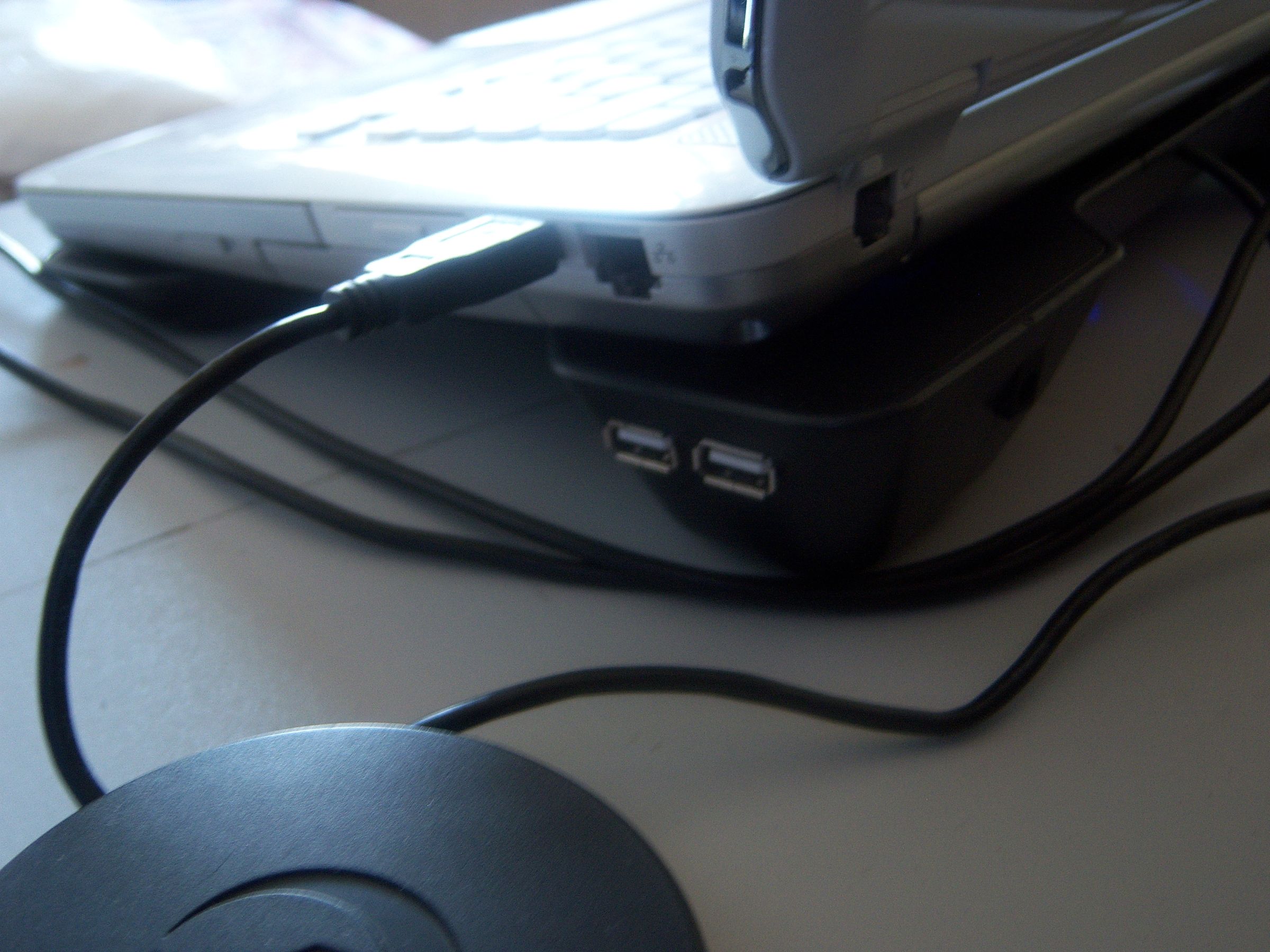 Laptop Cooling Pad With 4-port USB Hub