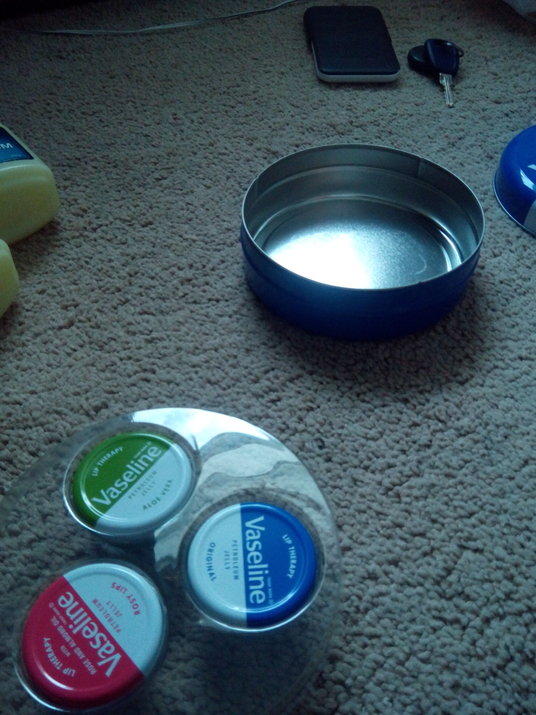 Giant Vaseline Tin 4 Steps Instructables