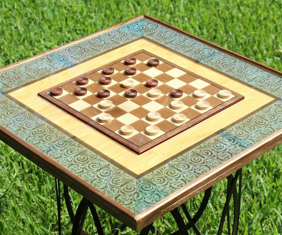 Super High Gloss Resin Game Table
