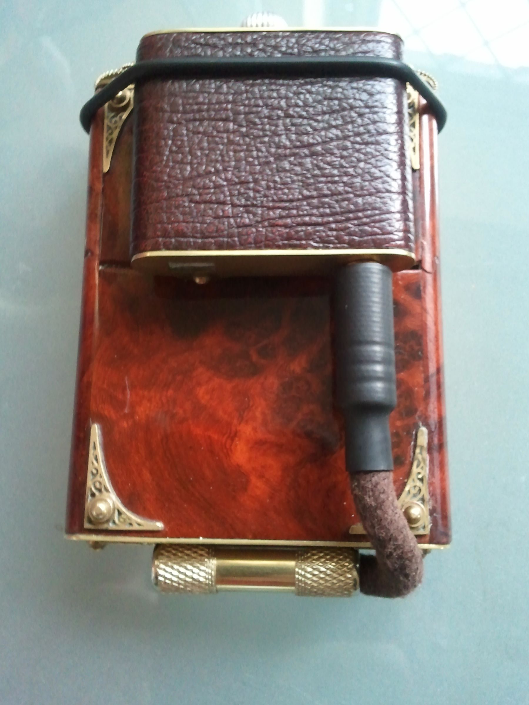 How to Make an IPod Line Out Dock