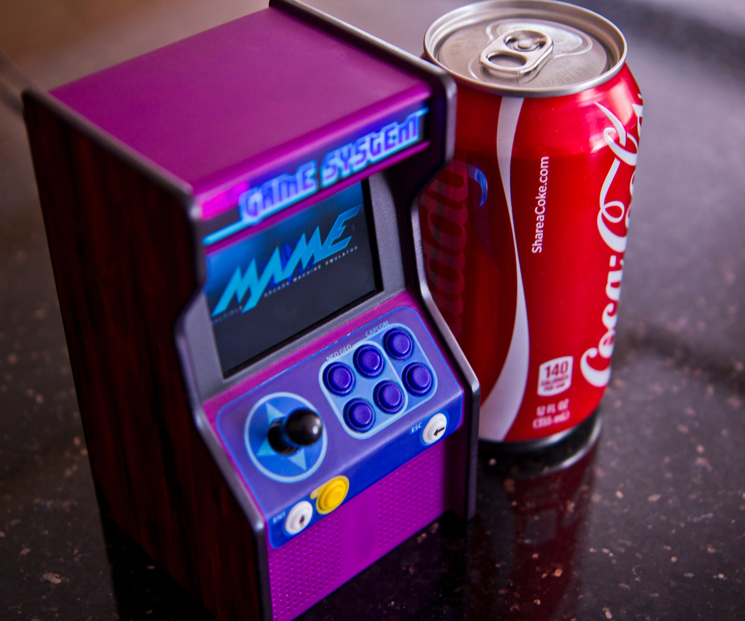 Micro Raspberry-Pi arcade cabinet
