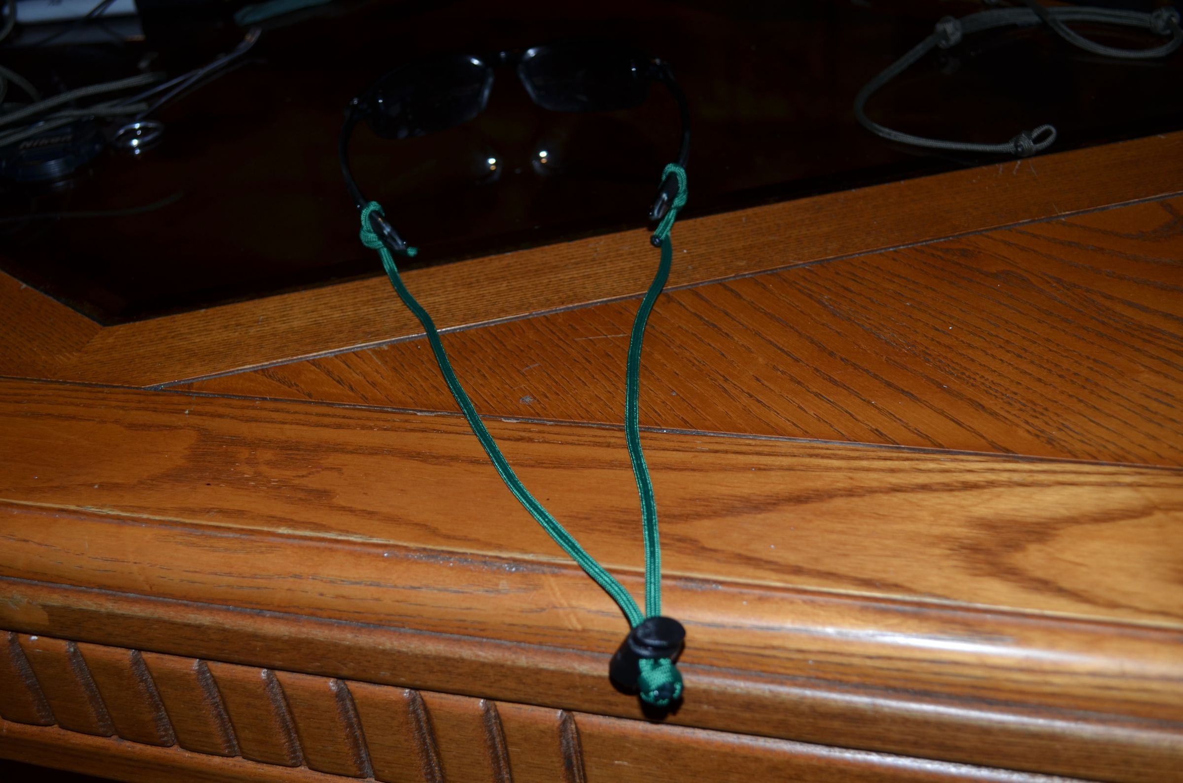 Paracord Adjustable Sunglasses Strap (SuperSimple) 6 Steps (with