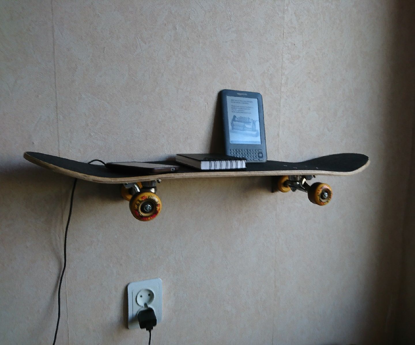 How to Make a Skateboard Shelf