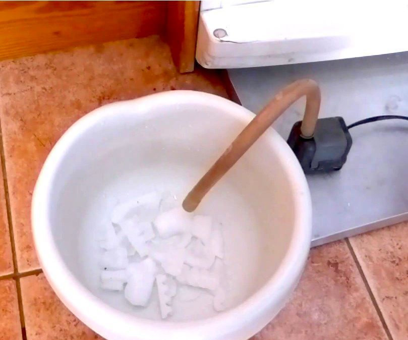 Dry Floor While Defrosting the Freezer.