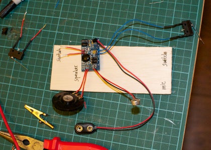 Hacking the Voicerecorder Circuit