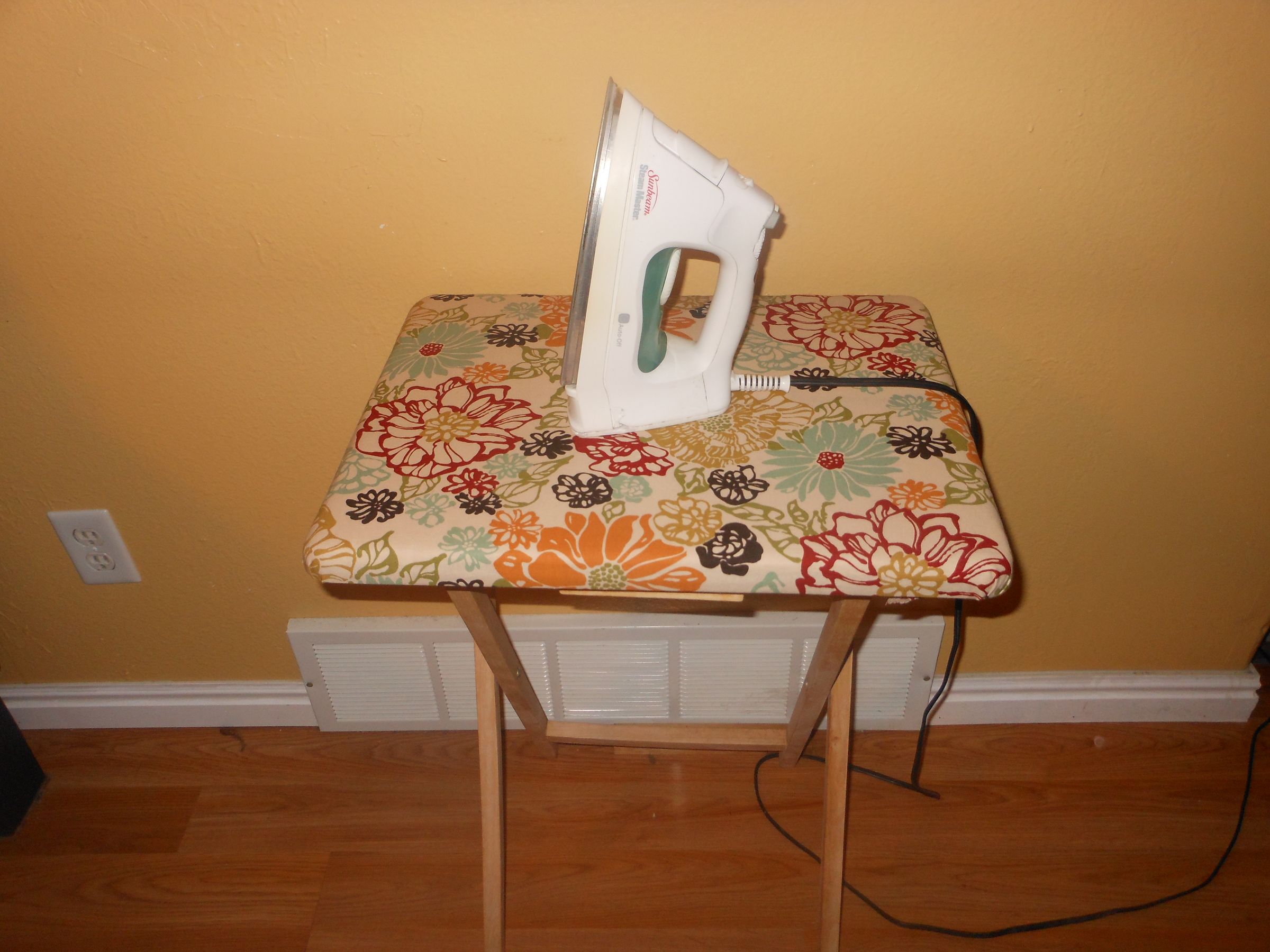 How to Create a Mini Ironing Table