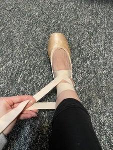 Sew and Tie Perfect Pointe Shoes : 9 Steps (with Pictures) - Instructables