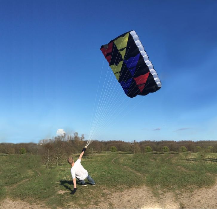 A Giant Kite : 11 Steps (with Pictures) - Instructables