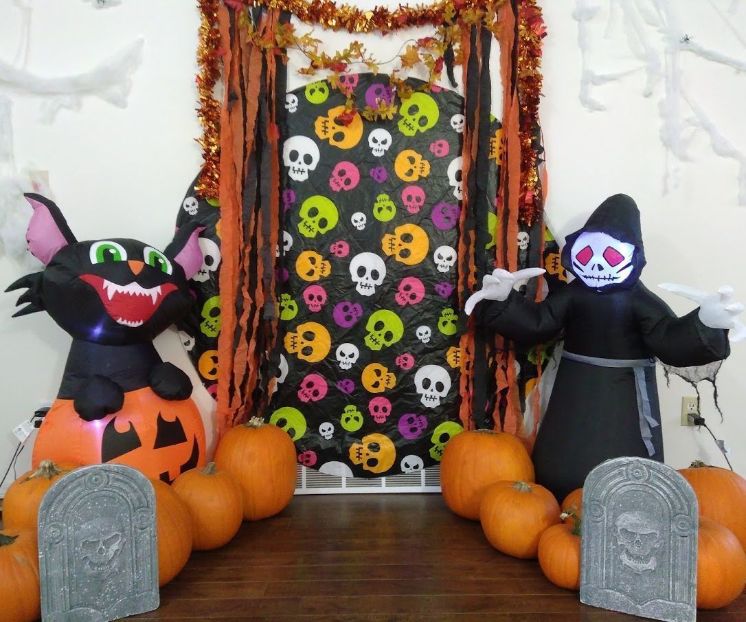 2017 Halloween Party (Ideas, Vegan Recipes, Costume, Decorations, Games)