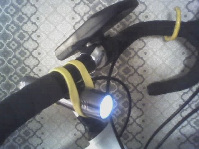 LiveStrong Bicycle Flashlight 