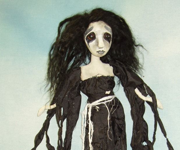 Ghoulianna 18" Hanging Halloween Doll