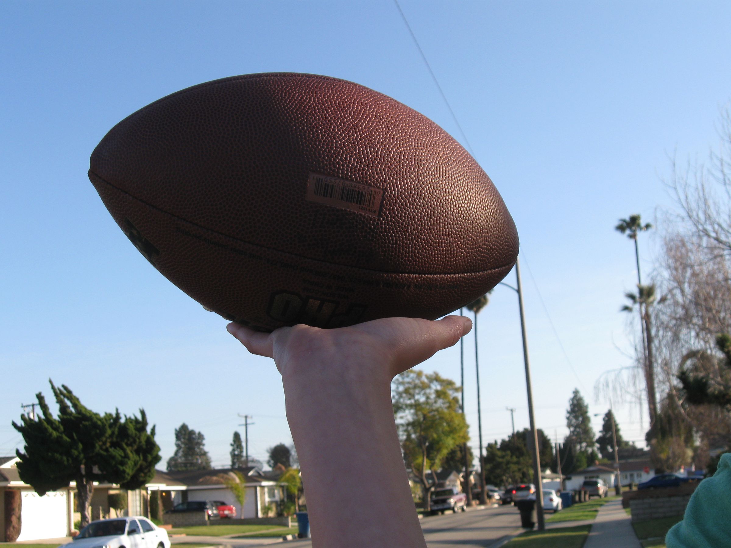 How to Throw a Football 5 Steps (with Pictures) Instructables