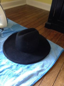 How To: 70s Style Floppy Felt Hat From an Old Western Hat  display picture 3