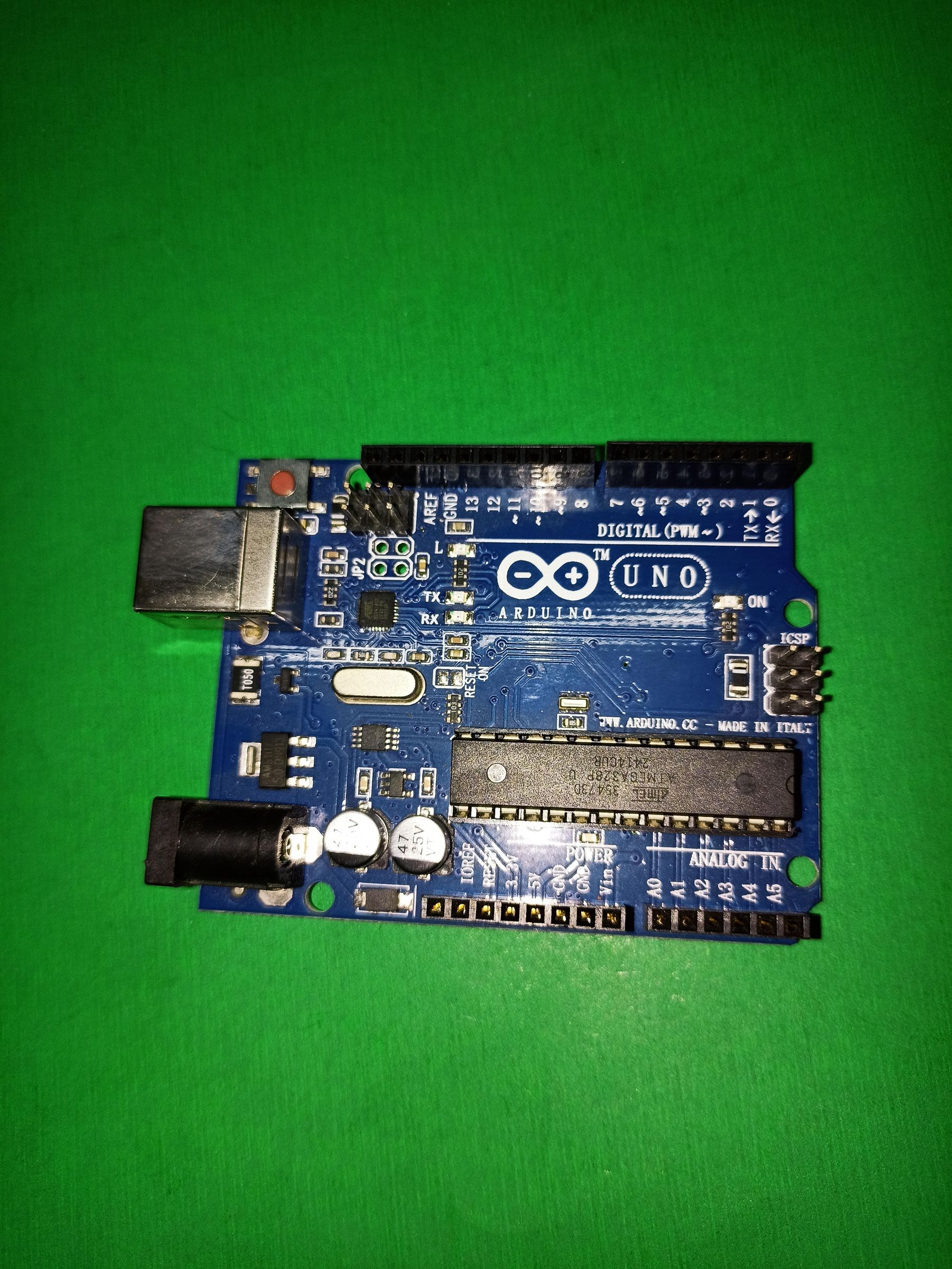 Line Senior Arduino Building a 3-Sensor Line Follower Robot | Arduino + L298N | DIY : 6 ...