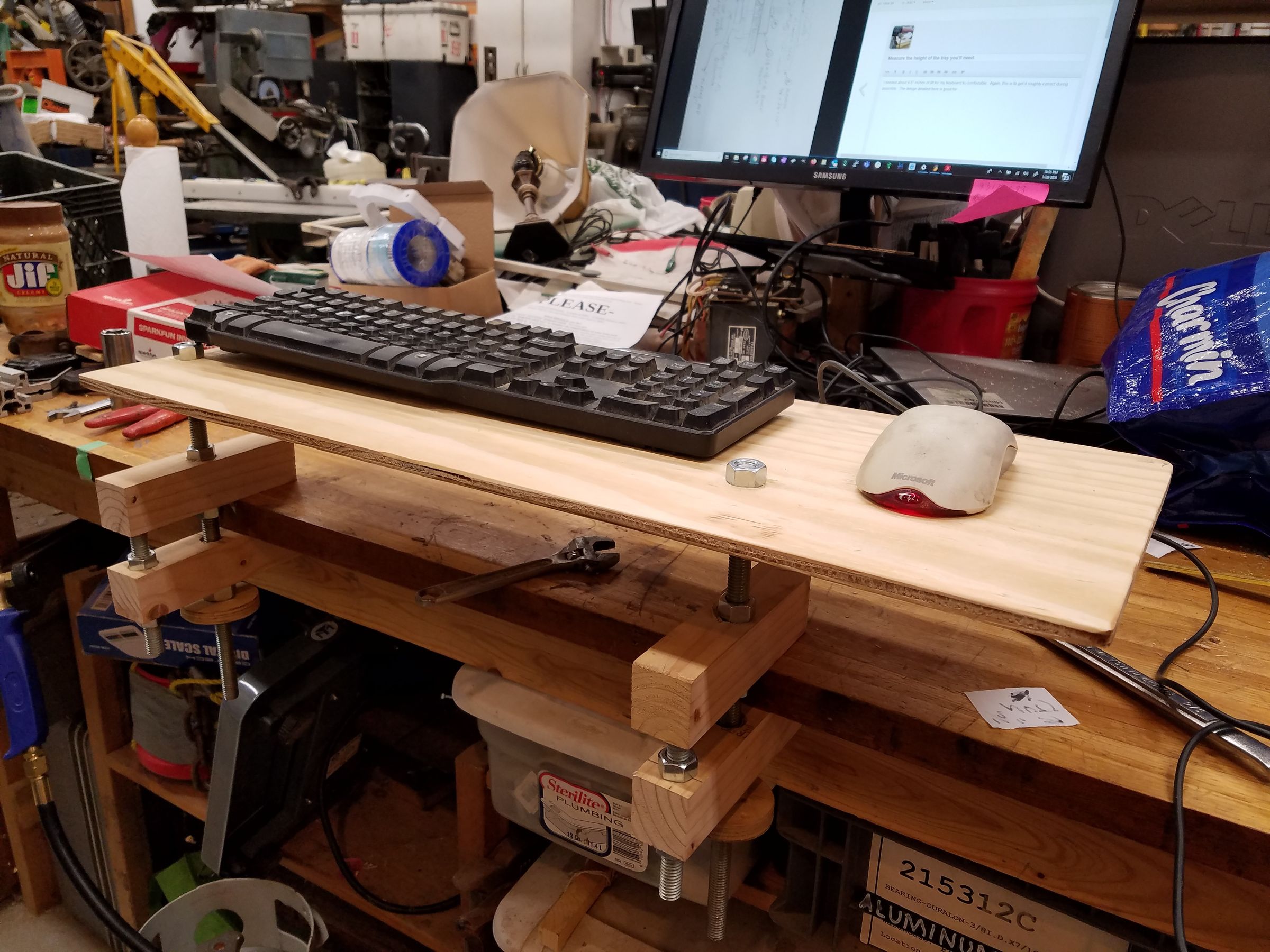 COBAKS Workbench Keyboard Stand 13 Steps Instructables