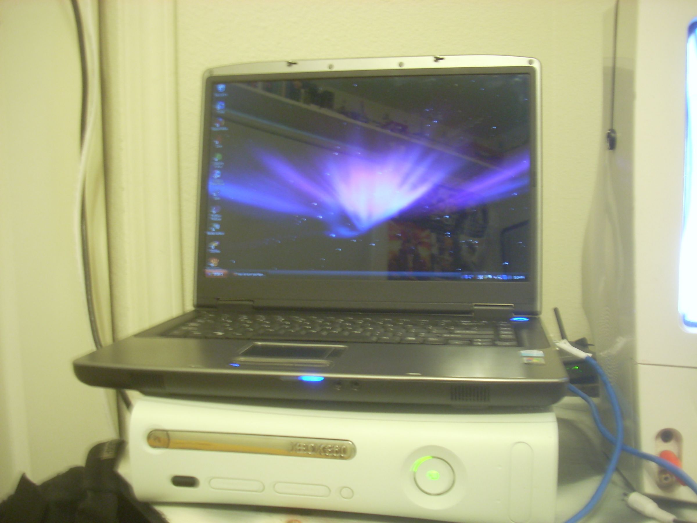 How to turn your laptop into a wireless reciever for your Xbox.