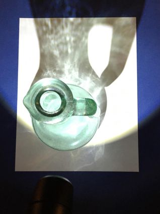 Distorted Flashlight Flashlight Investigation : 4 Steps - Instructables