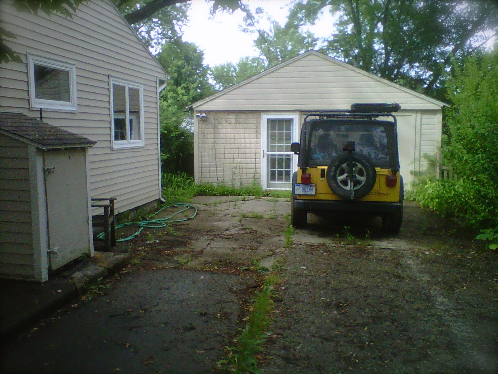 Studio Space With SO Much Potential!