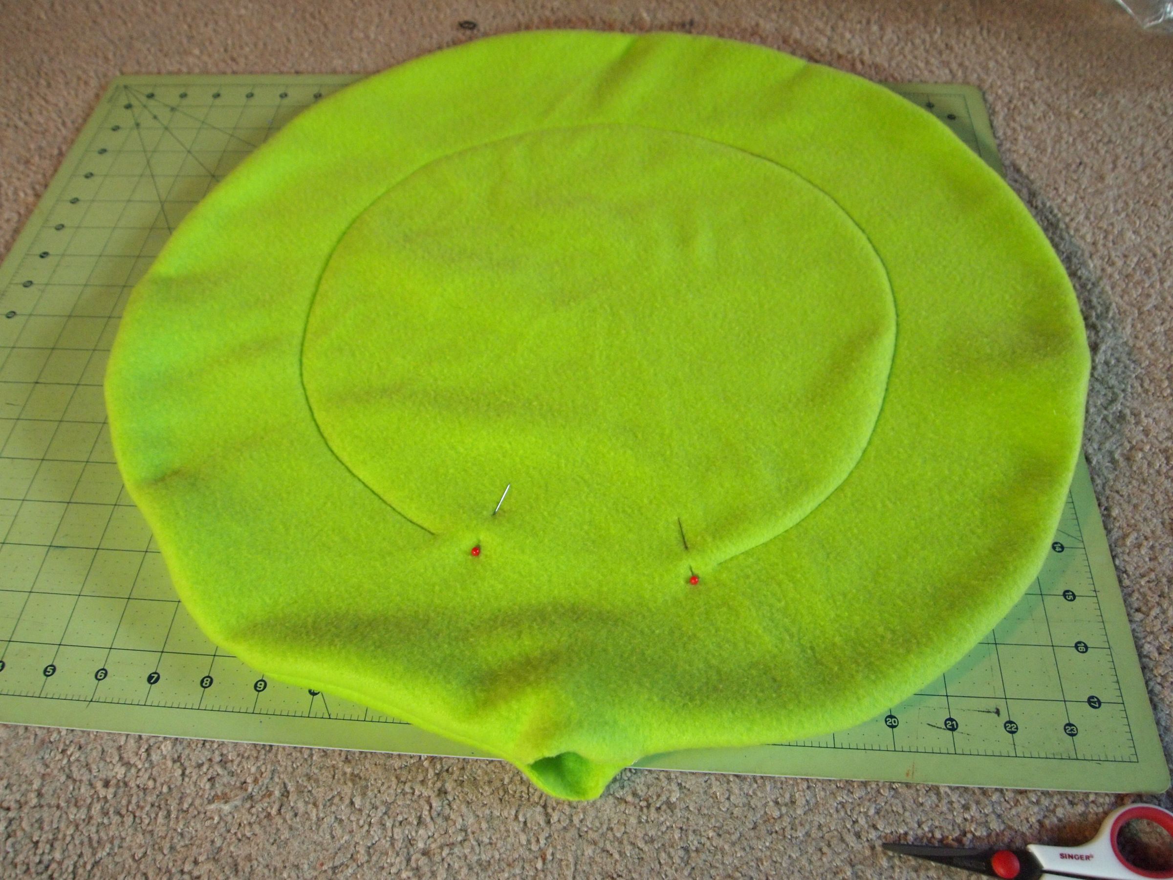 How to Sew a Round Cat Bed & Bolster Pillow 6 Steps (with Pictures
